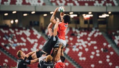 ky体育竞猜-_城市骑行马拉松：绿色出行引领新风尚_，穿骑行服跑马拉松